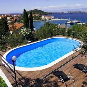 Franov On Island Ugljan With The Pool, Bbq And Beautiful Sea-view! Appartement Kali