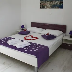  Apartment Gold Town Centre Old Town