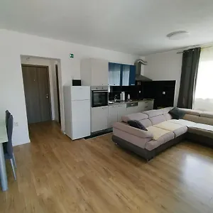 Apartment Tina