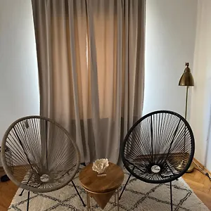 T&s With Free Parking Apartamento