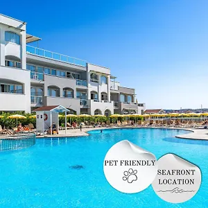 Family Del Mar Aparthotel Banjole